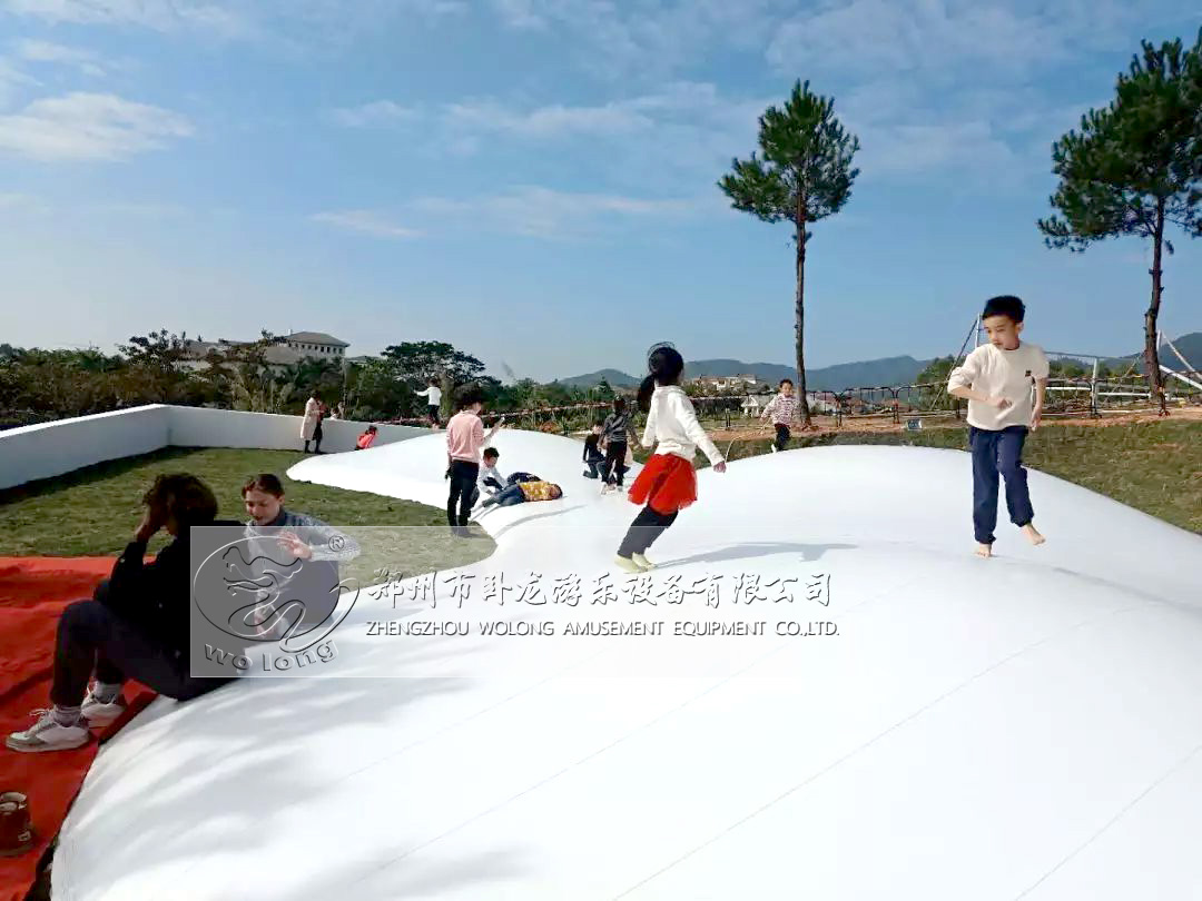 蹦蹦云